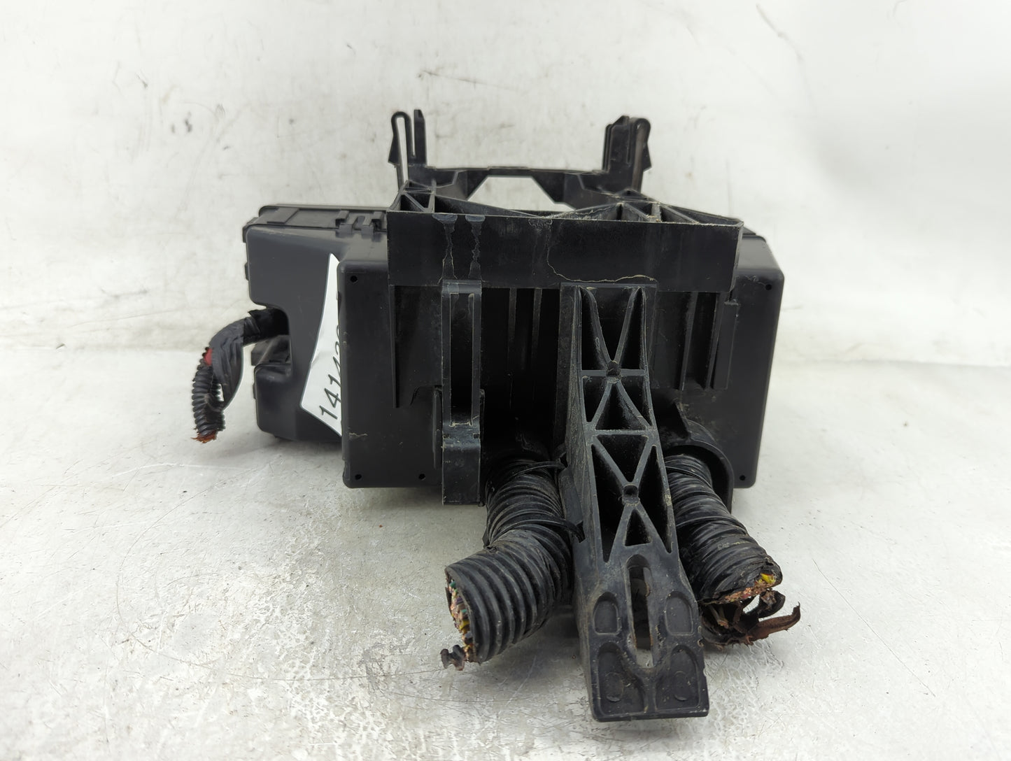 2012-2014 Ford Edge Fusebox Fuse Box Panel Relay Module Fits Fits 2012 2013 2014 OEM Used Auto Parts - Oemusedautoparts1.com