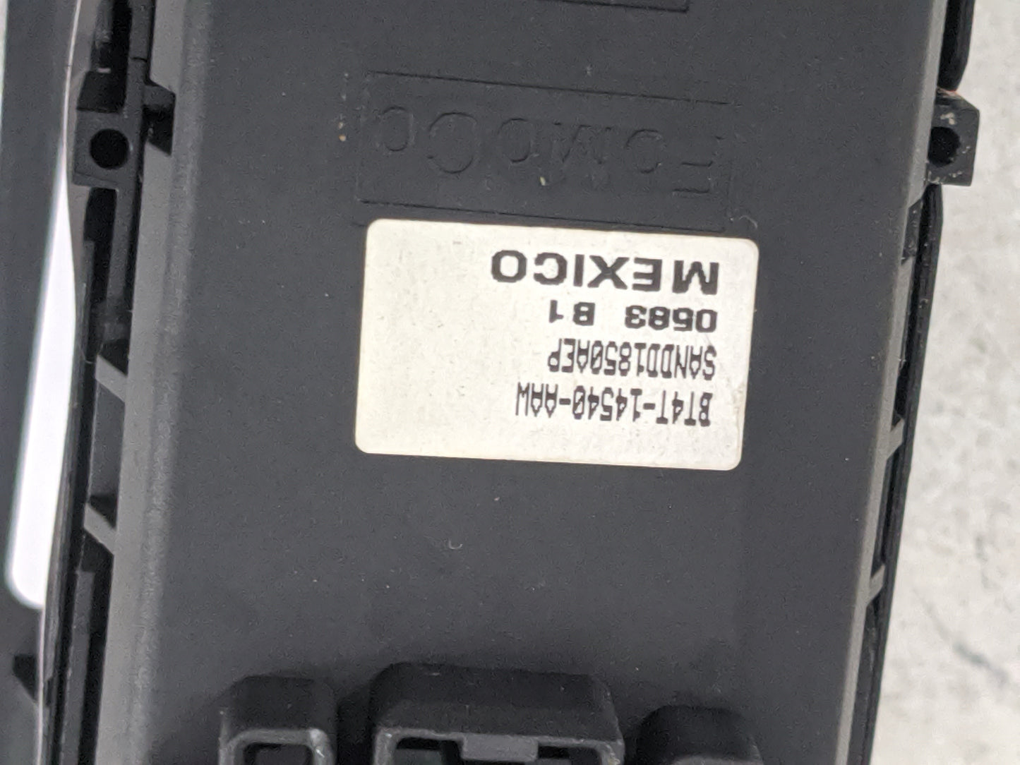 2011-2014 Ford Edge Master Power Window Switch Replacement Driver Side Left P/N:BT4T-14540-AAW 5ANDD1850AEP Fits OEM Used Au