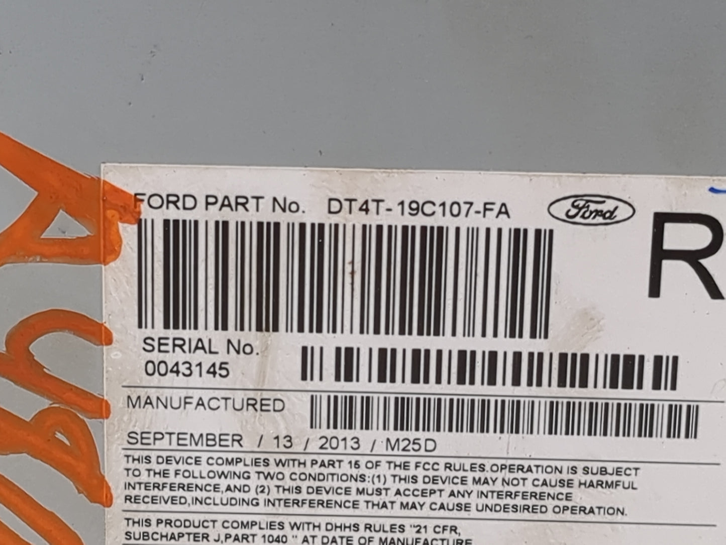 2013 Ford Edge Radio AM FM Cd Player Receiver Replacement P/N:PU-3887L-A DT4T-19C107-FA Fits OEM Used Auto Parts - Oemusedau