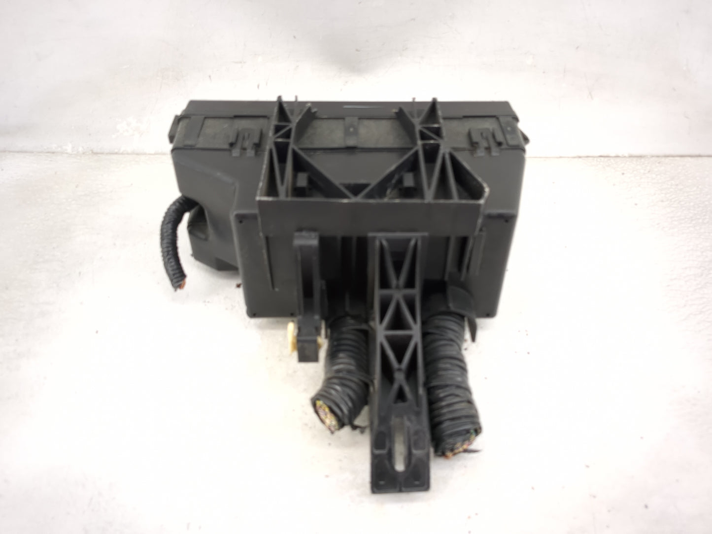 2012-2014 Ford Edge Fusebox Fuse Box Panel Relay Module P/N:BT4T-14A003-AA 8T2T-14B192-BA, 8T2T-14B192-AA Fits Fits 2012 201