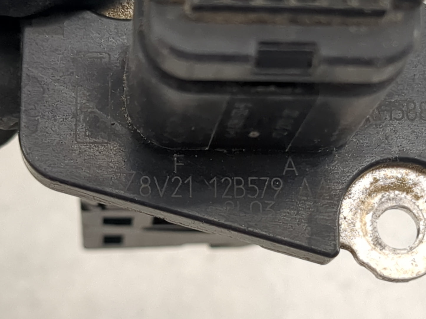 2012-2014 Ford Edge Mass Air Flow Meter Maf 1485880 - Oemusedautoparts1.com