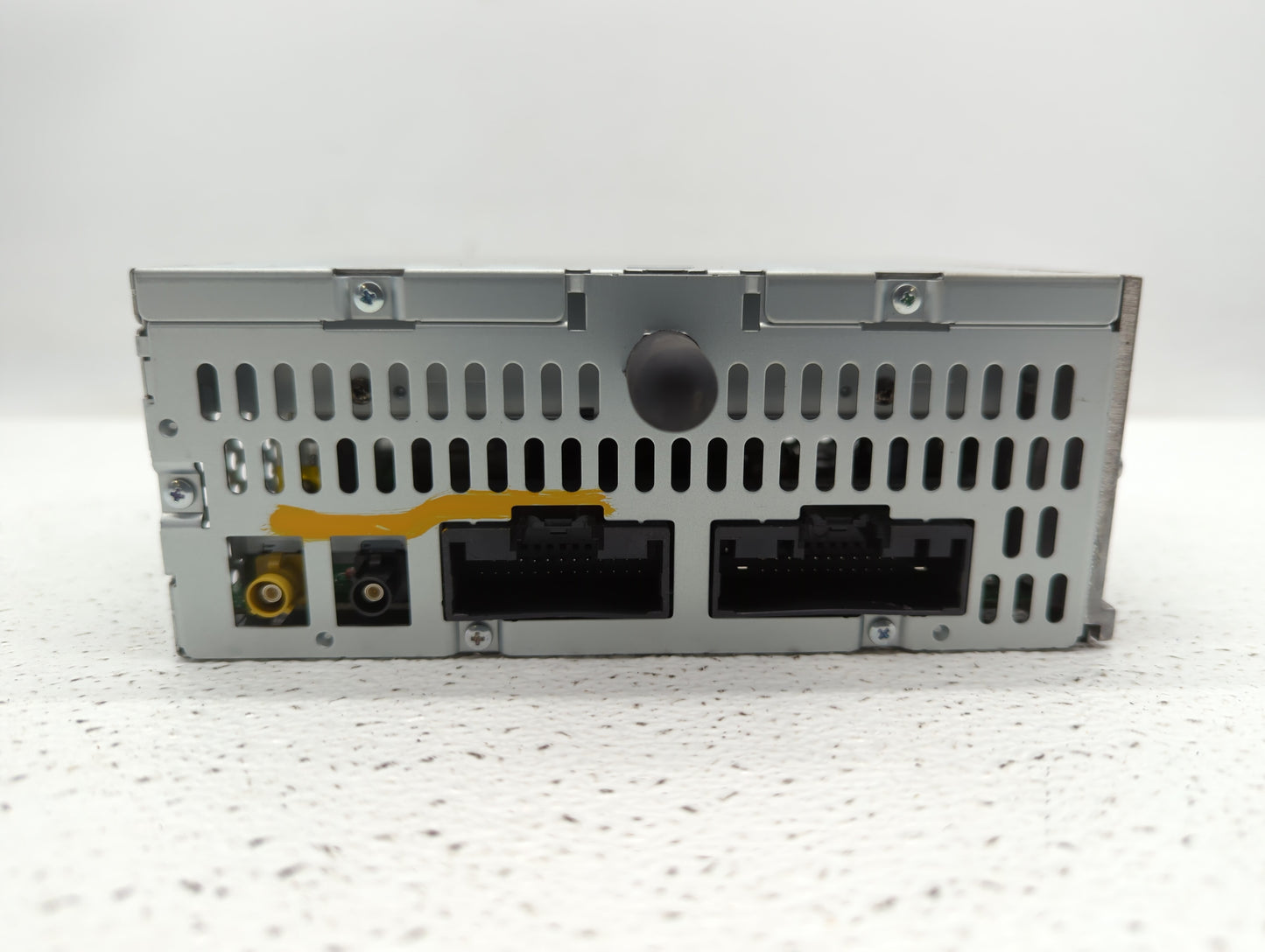2013 Ford Edge Radio AM FM Cd Player Receiver Replacement P/N:DT4T-19C107-CA DT4T-19C107-CB Fits OEM Used Auto Parts - Oemus