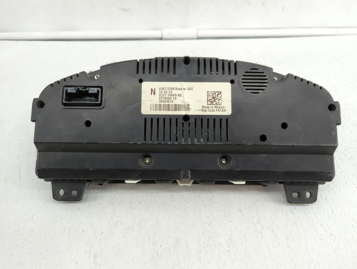 2013 Ford Edge Instrument Cluster Speedometer Gauges P/N:DT4T-10849-NA DT4T-10849-NE Fits OEM Used Auto Parts - Oemusedautop