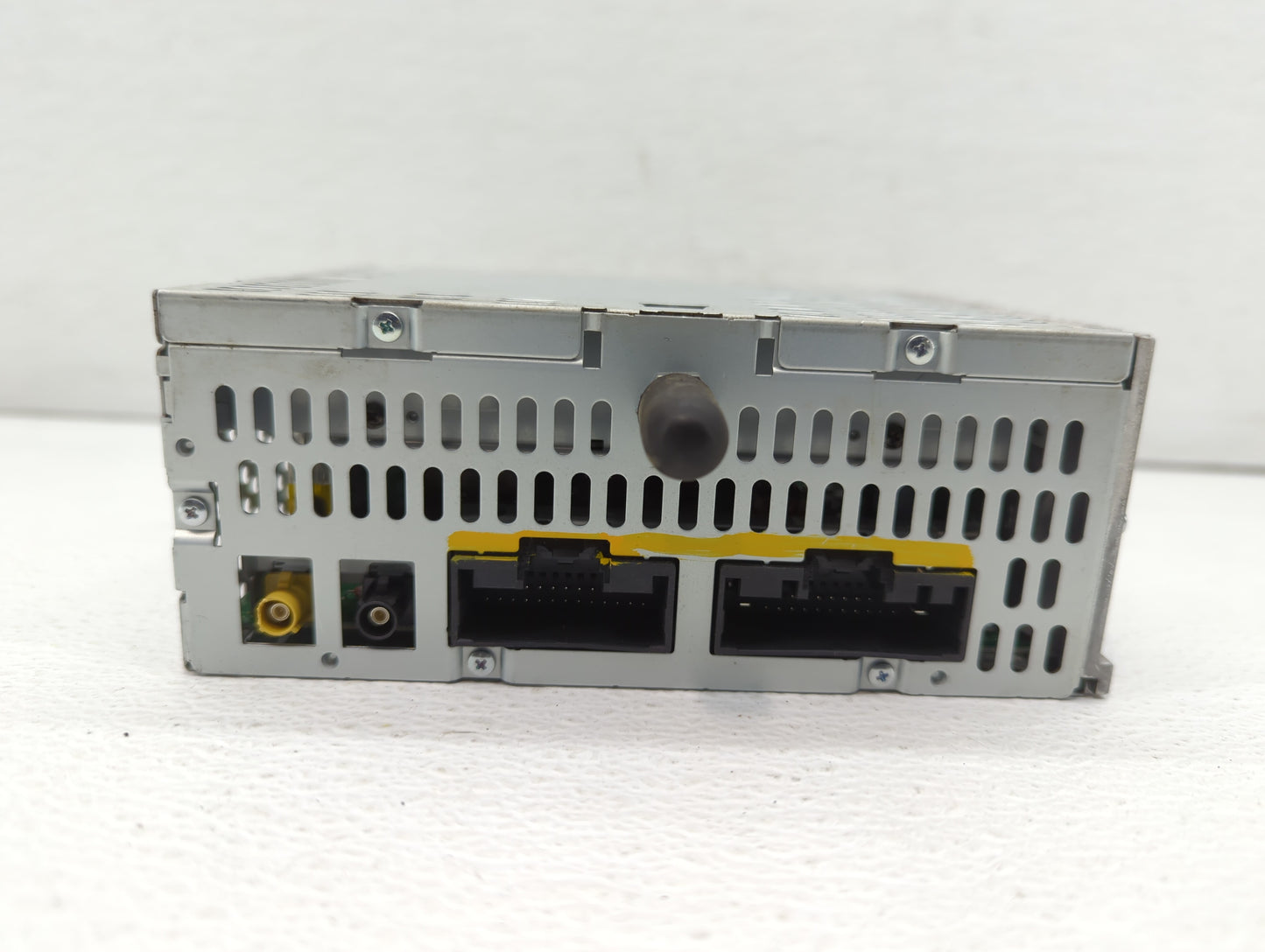 2013-2013 Ford Edge Am Fm Cd Player Radio Receiver - Oemusedautoparts1.com