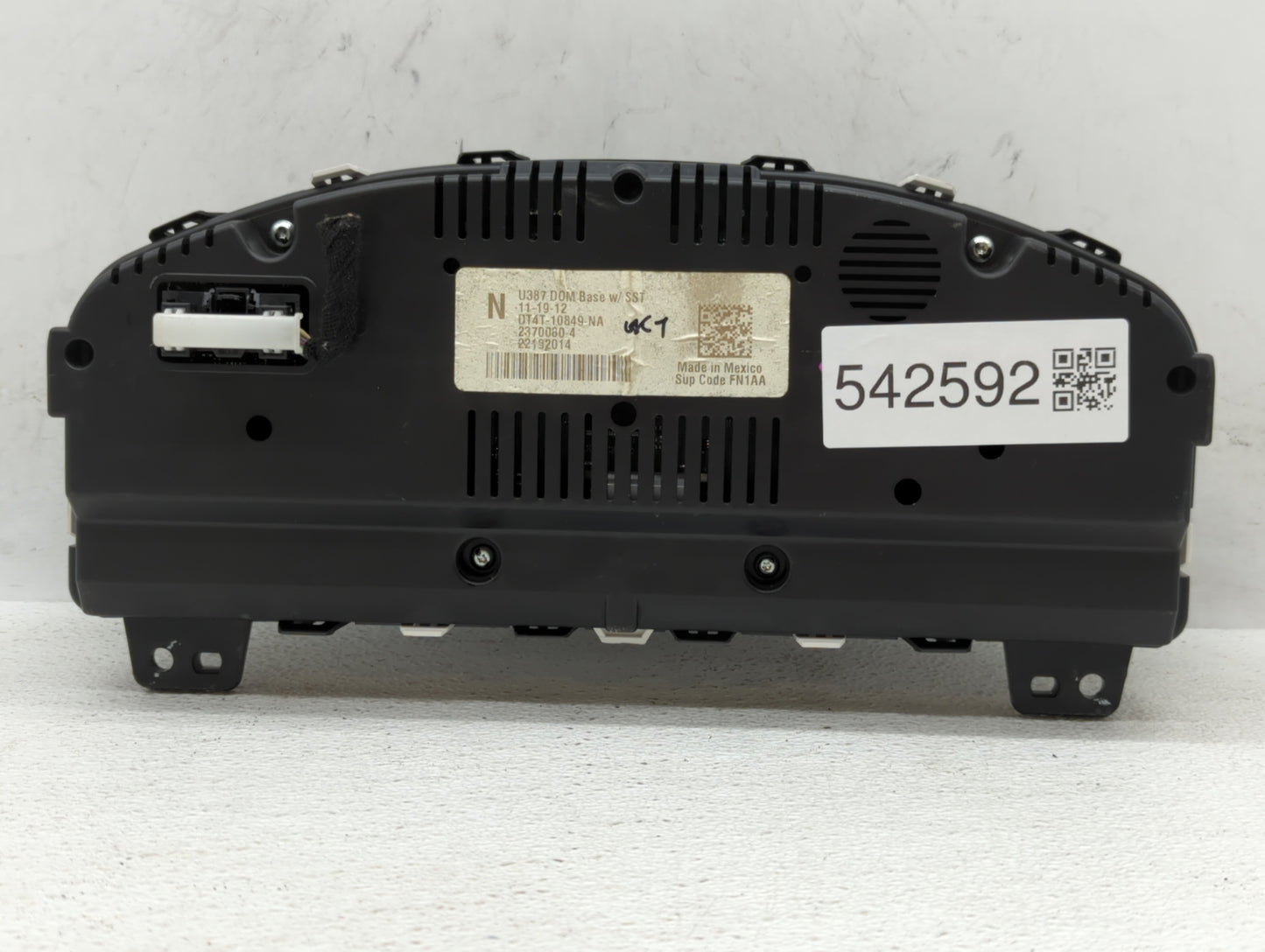 2013 Ford Edge Instrument Cluster Speedometer Gauges P/N:DT4T-10849-NA DT4T-10849-NE Fits OEM Used Auto Parts - Oemusedautop