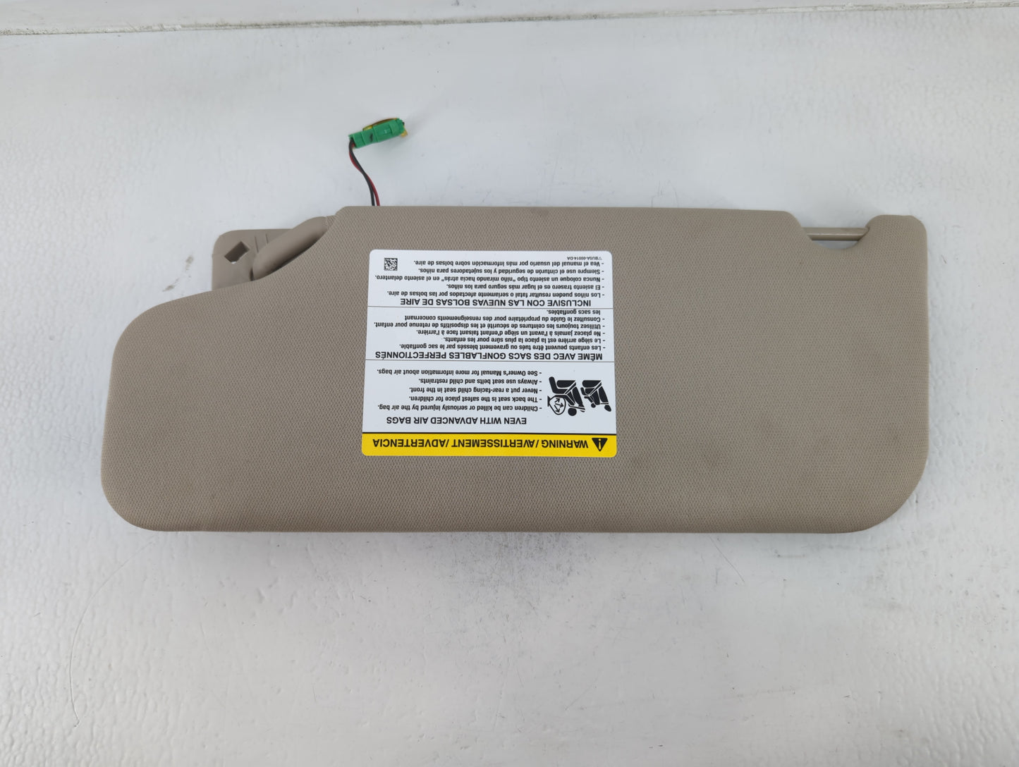 2011-2014 Ford Edge Sun Visor Shade Replacement Passenger Right Mirror Fits Fits 2011 2012 2013 2014 2015 OEM Used Auto Part