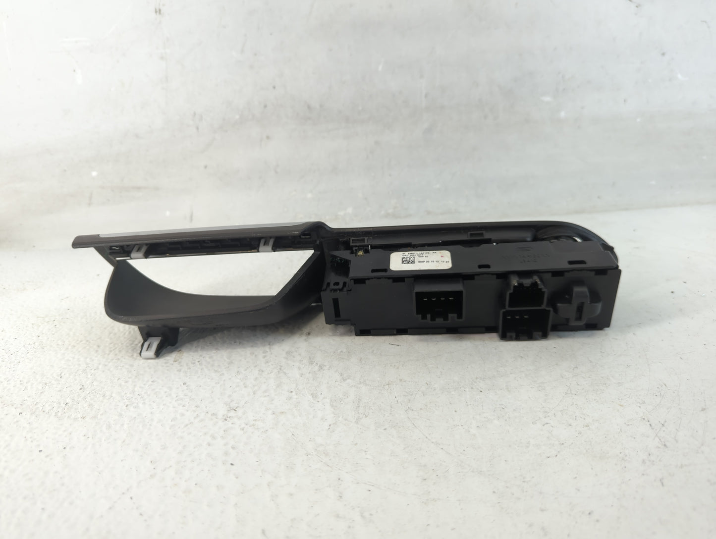 2013-2019 Ford Escape Master Power Window Switch Replacement Driver Side Left P/N:BM5T-14A132-AA Fits OEM Used Auto Parts -