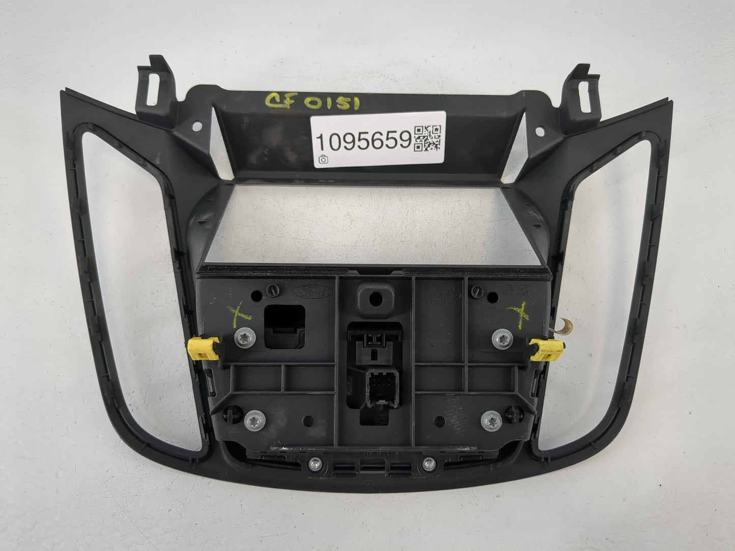 2013-2016 Ford Escape Radio AM FM Cd Player Receiver Replacement P/N:CJ54-18835-CCW Fits Fits 2013 2014 2015 2016 OEM Used A