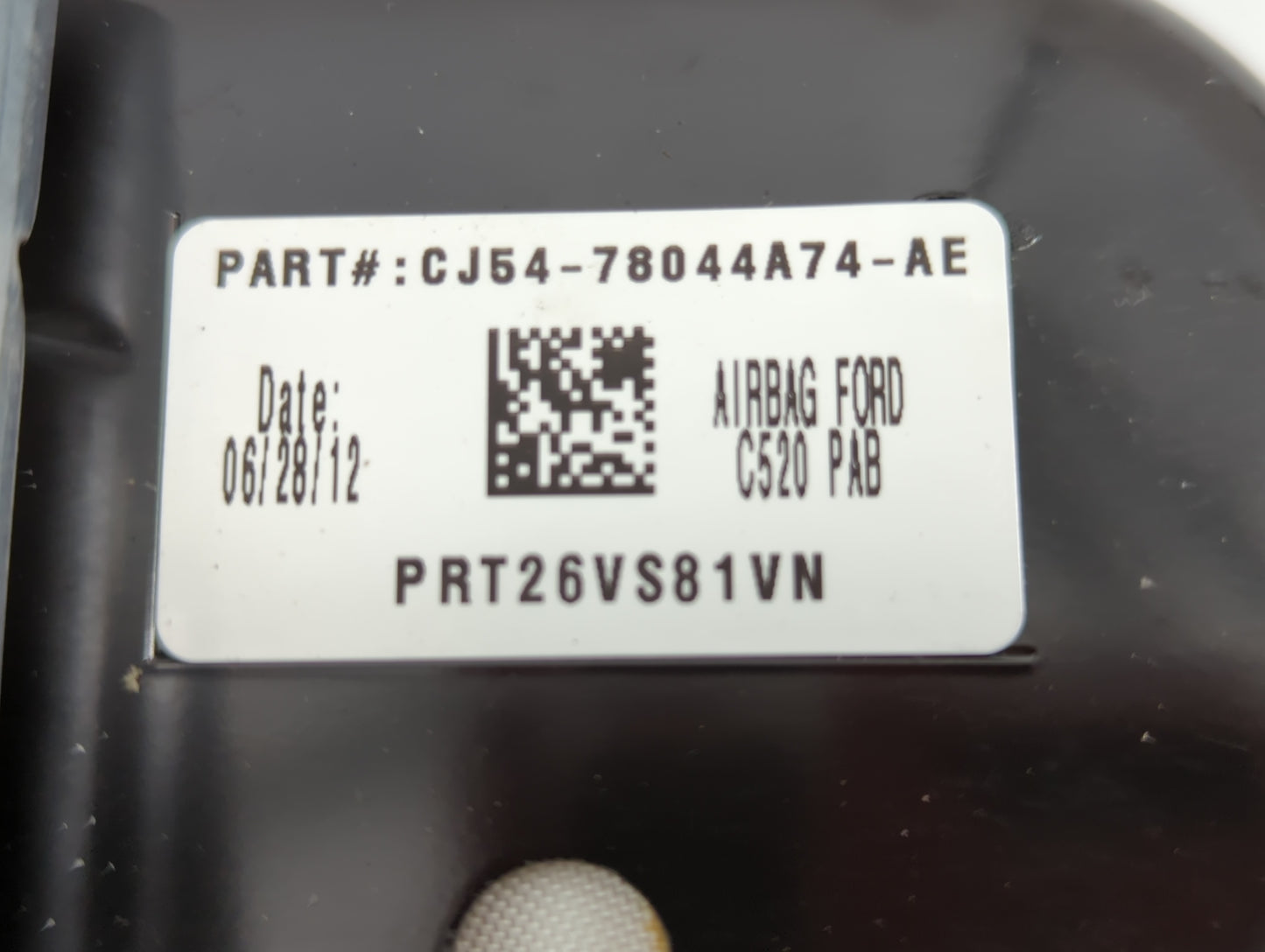 2013-2014 Ford Escape Air Bag Passenger Right Dashboard OEM P/N:CJ54-78044A74-AE Fits Fits 2013 2014 2015 OEM Used Auto Part