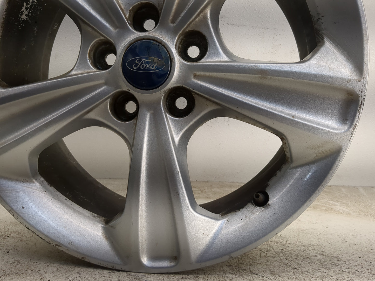 2013-2016 Ford Escape Oem Wheel Rim 1179961 - Oemusedautoparts1.com