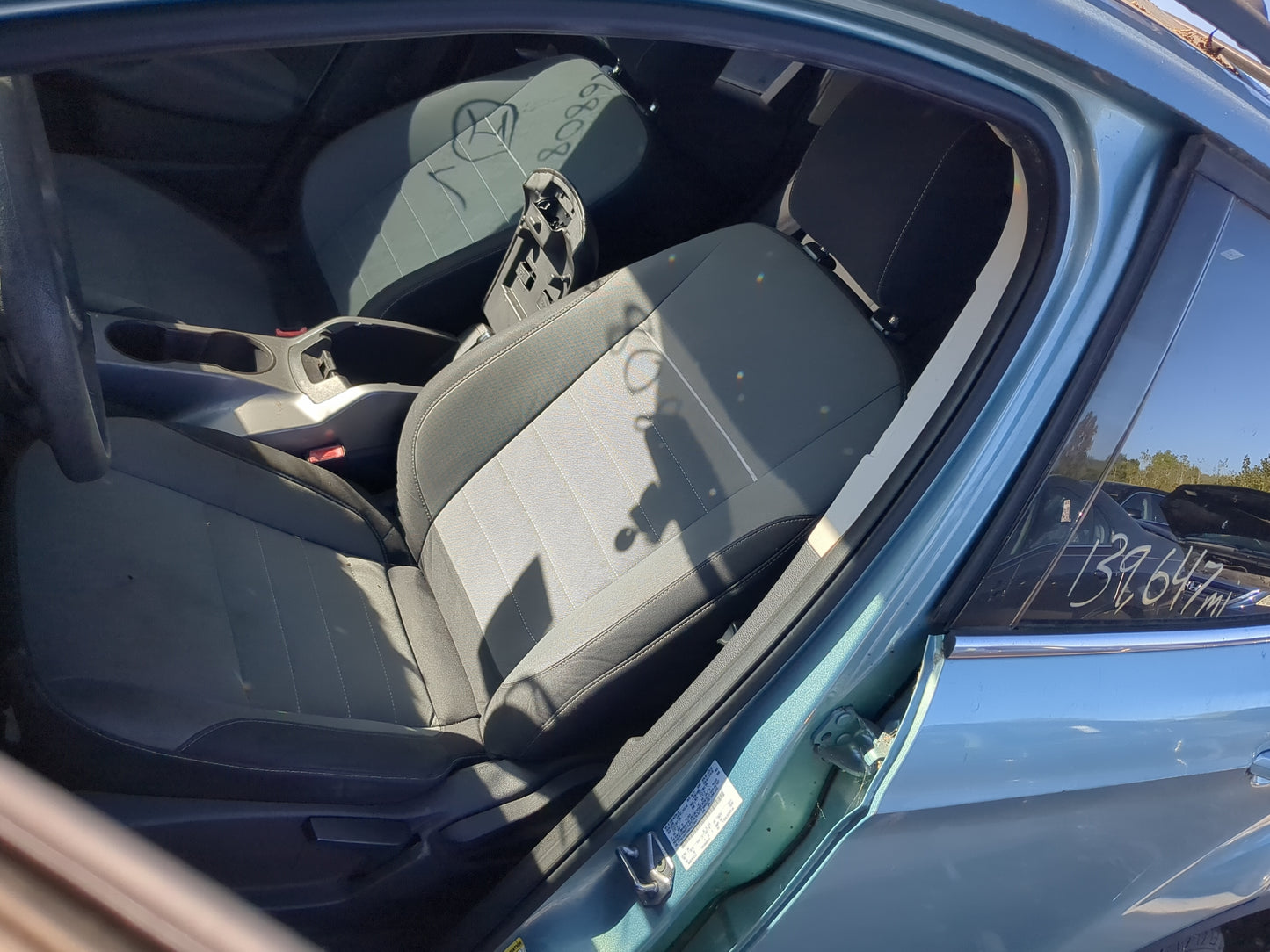 2013-2015 Ford Escape Driver Front Seat Oem - Oemusedautoparts1.com