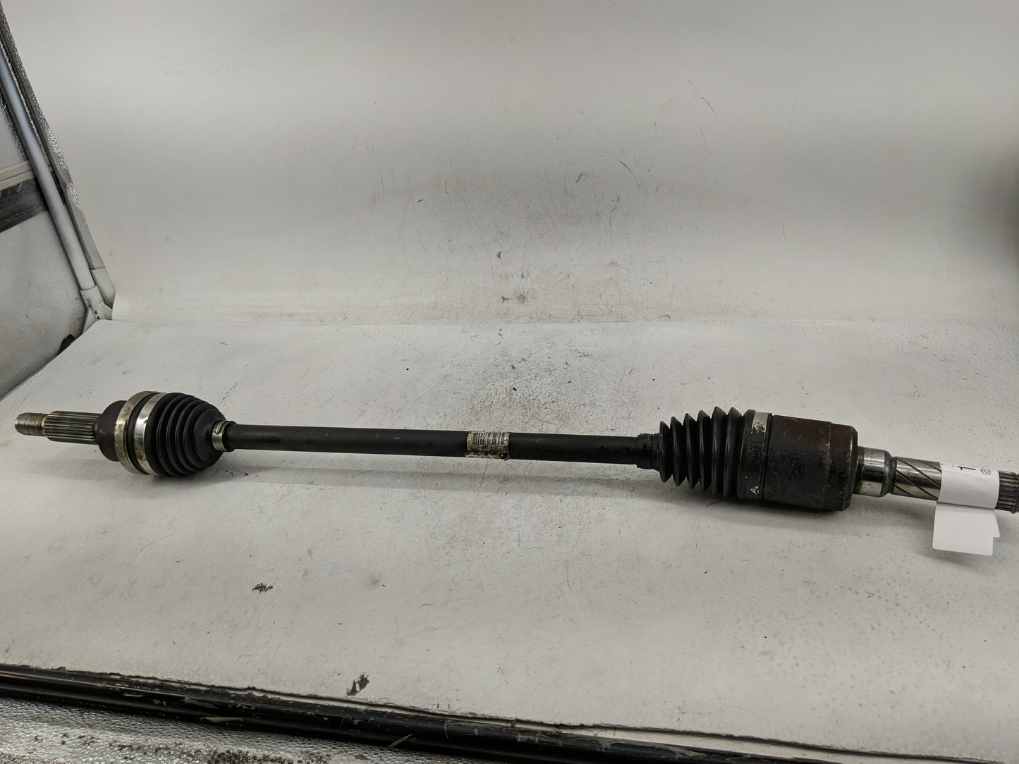 2013-2016 Ford Escape Axle Shaft Front Driver Cv C/v - Oemusedautoparts1.com