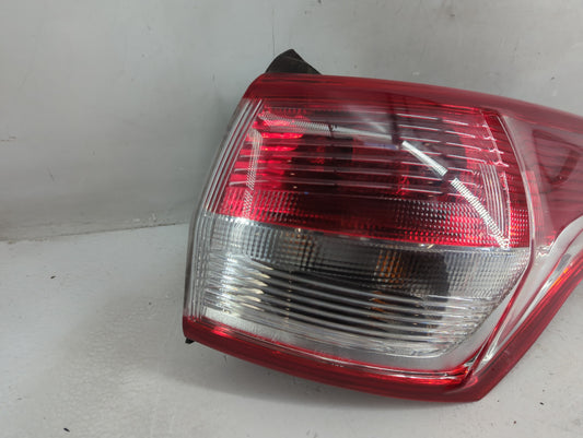 2013-2016 Ford Escape Tail Light Assembly Passenger Right OEM P/N:VPCJ5X-13440-A CJ54-13404-A Fits Fits 2013 2014 2015 2016 OEM Used Auto Parts
