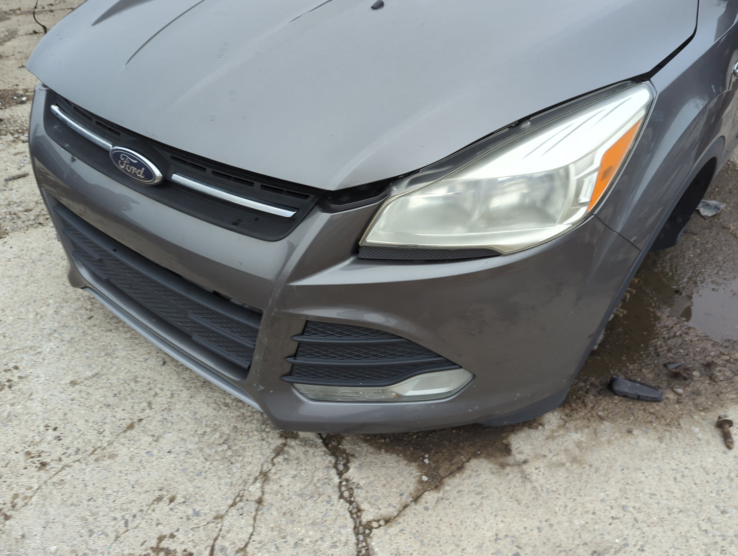 2013-2016 Ford Escape Front Bumper - Oem - Oemusedautoparts1.com