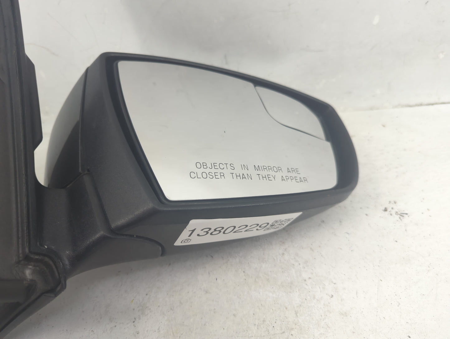 2013-2016 Ford Escape Passenger Side View Mirror - Right Door Mirror OEM Used - Oemusedautoparts1.com