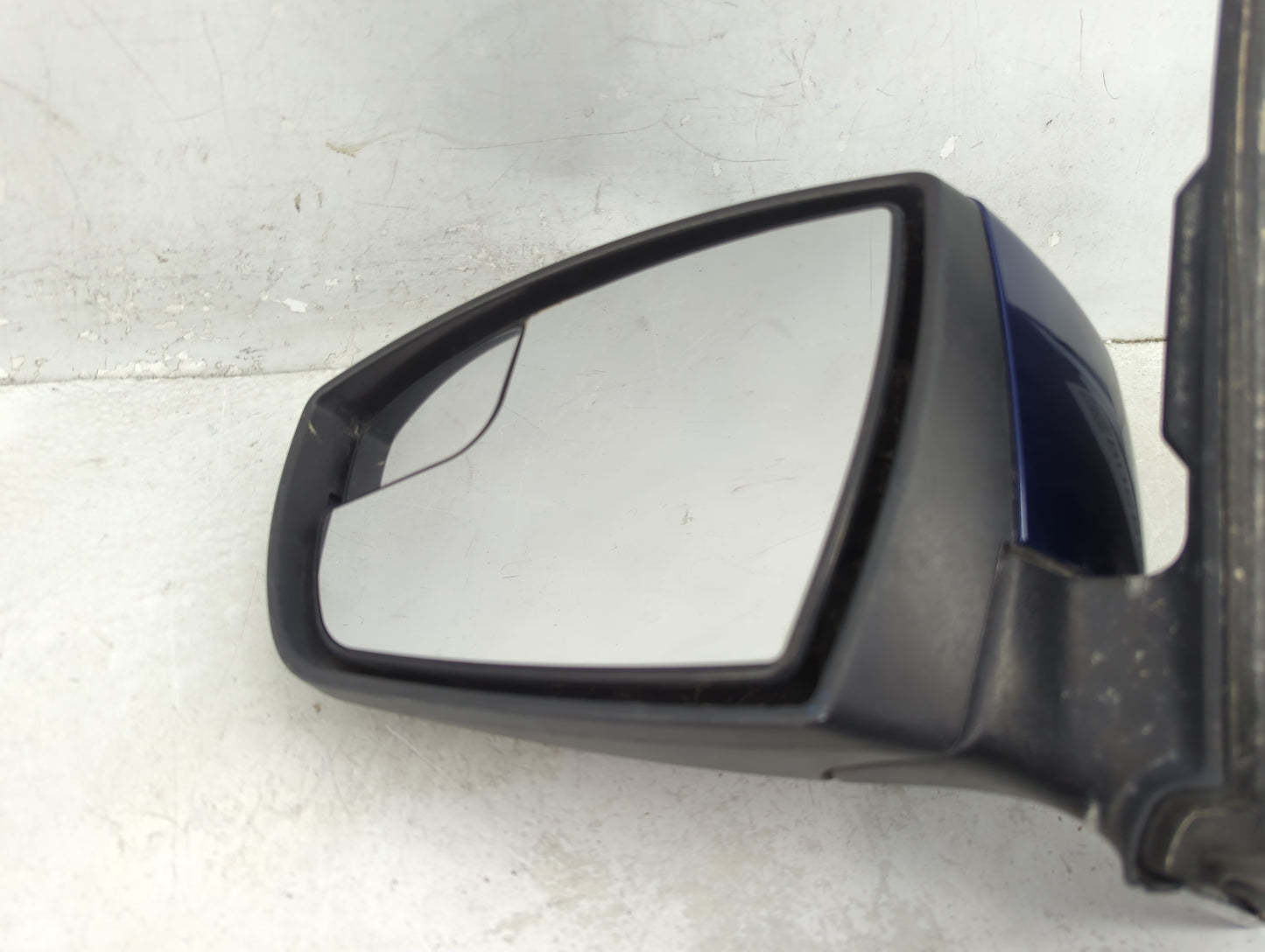 2013-2016 Ford Escape Driver Side View Mirror - Left Door Mirror OEM Used - Oemusedautoparts1.com