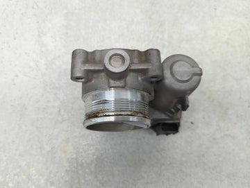 2013-2016 Ford Escape Throttle Body P/N:CM5E 9F991AD Fits Fits 2012 2013 2014 2015 2016 2017 OEM Used Auto Parts