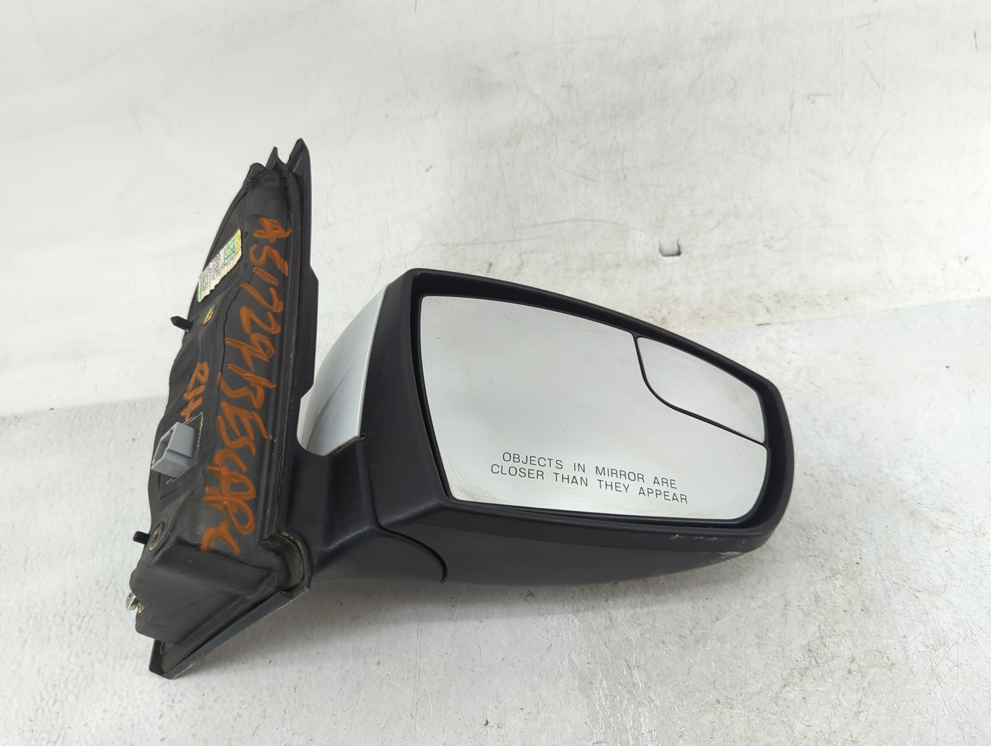 2013-2016 Ford Escape Passenger Side View Mirror - Right Door Mirror OEM Used - Oemusedautoparts1.com