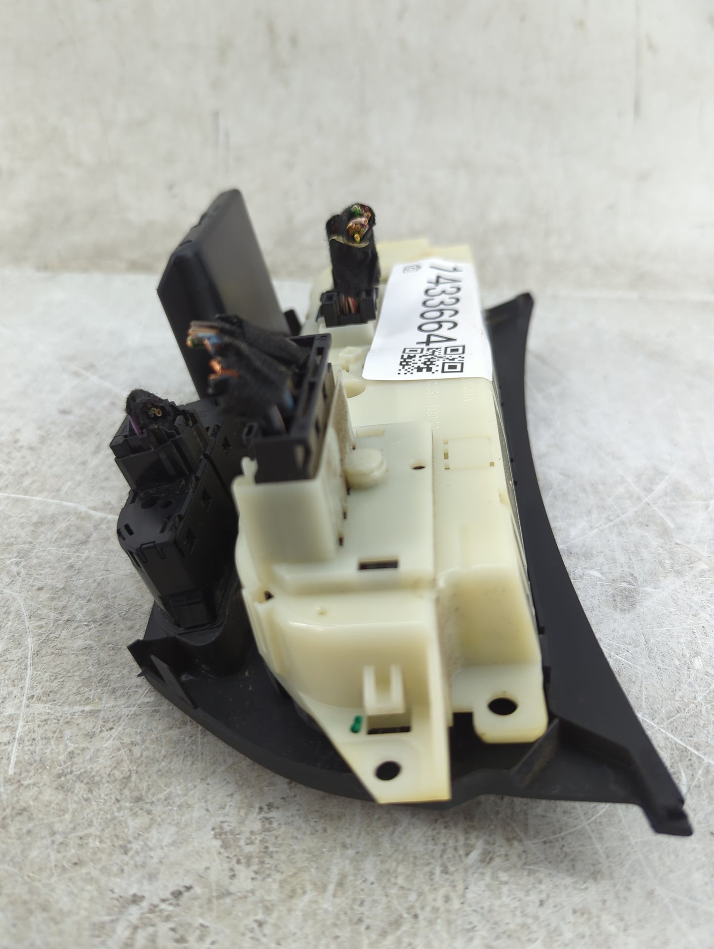 2013-2016 Ford Escape Climate Control Module Temperature AC/Heater Replacement P/N:CJ5T-19980-CH Fits Fits 2013 2014 2015 20