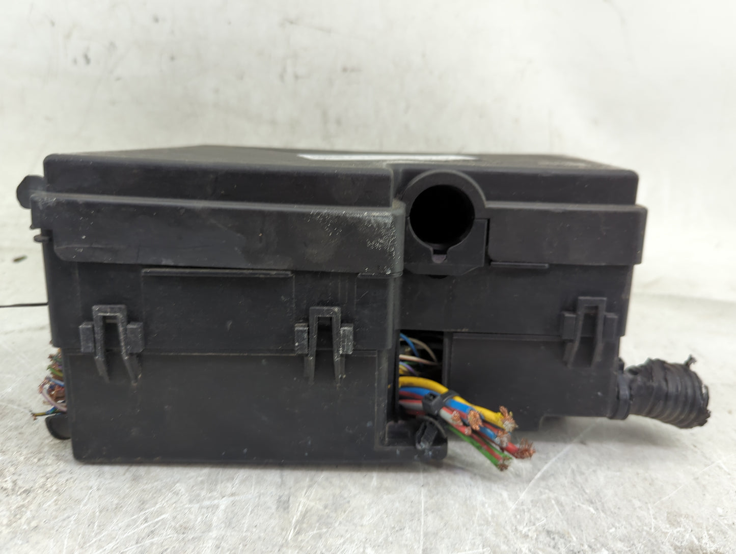 2013-2016 Ford Escape Fusebox Fuse Box Panel Relay Module P/N:AV61-14A067-AC 5B0Q10107 Fits Fits 2013 2014 2015 2016 OEM Use