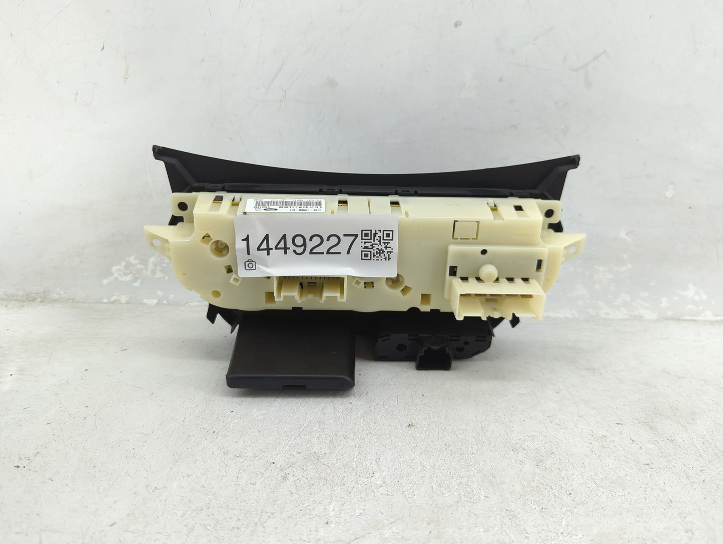 2013-2016 Ford Escape Climate Control Module Temperature AC/Heater Replacement P/N:CJ5T-19980-CH E1067439 Fits OEM Used Auto