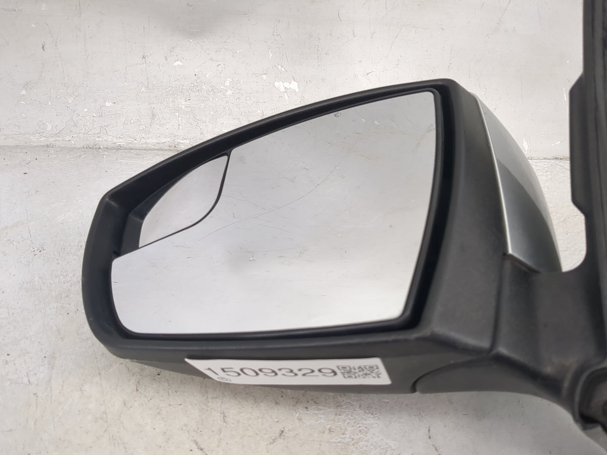 2013-2016 Ford Escape Driver Side View Mirror - Left Door Mirror OEM Used - Oemusedautoparts1.com
