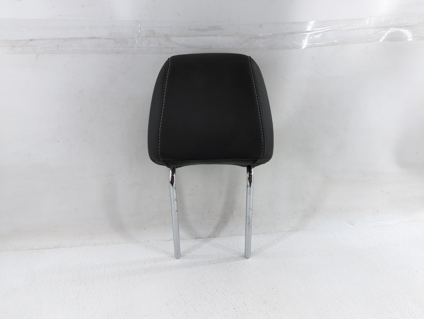 2013-2015 Ford Escape Headrest Head Rest Front Driver Passenger Seat Fits Fits 2013 2014 2015 OEM Used Auto Parts - Oemuseda