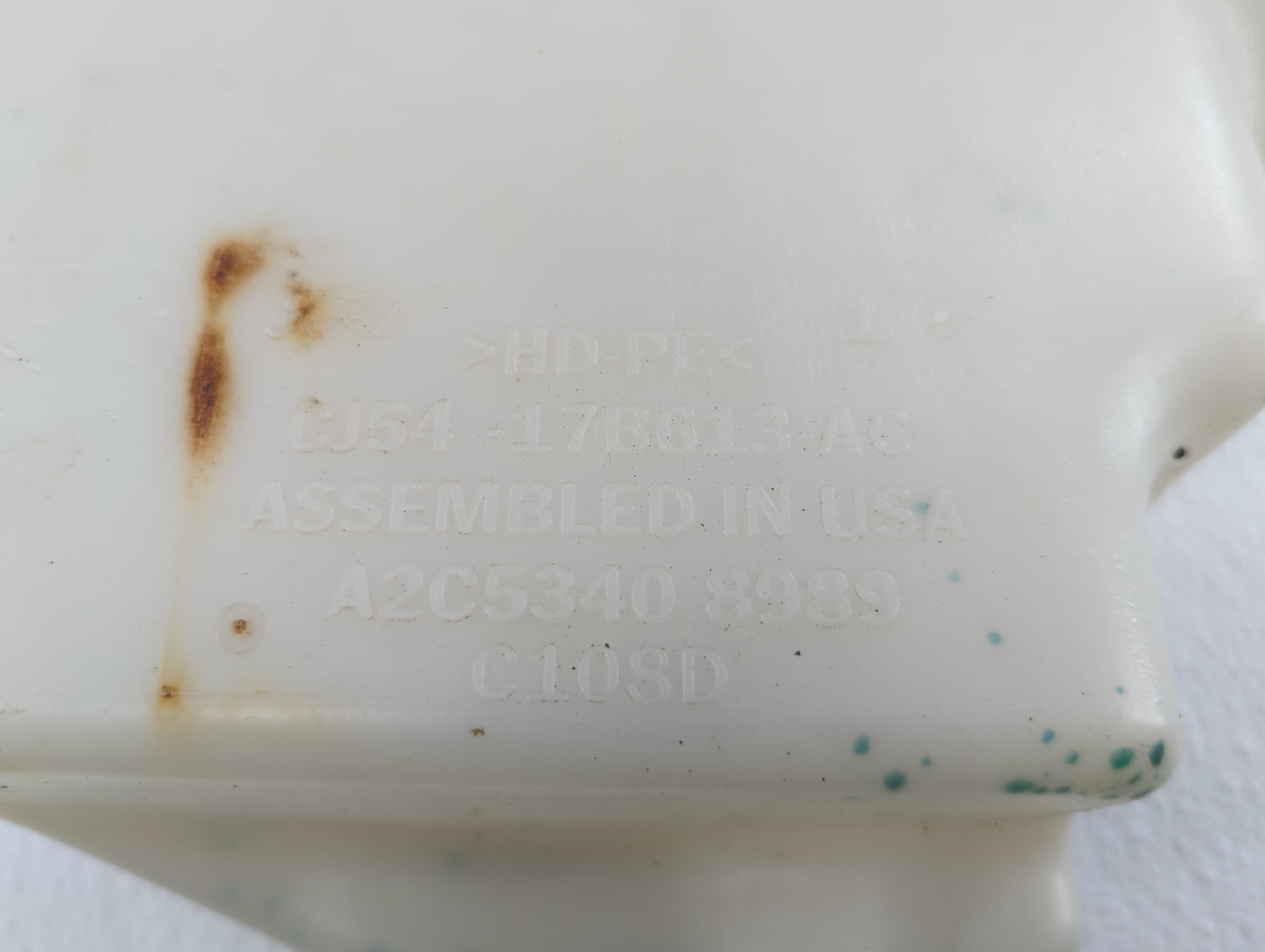 2013-2014 Ford Escape Windshield Washer Fluid Reservoir Bottle Oem - Oemusedautoparts1.com
