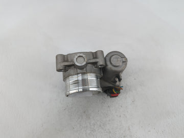 2013-2016 Ford Escape Throttle Body P/N:0280750585 0280750566, DS7E-9F991-BB Fits Fits 2012 2013 2014 2015 2016 2017 OEM Used Auto Parts
