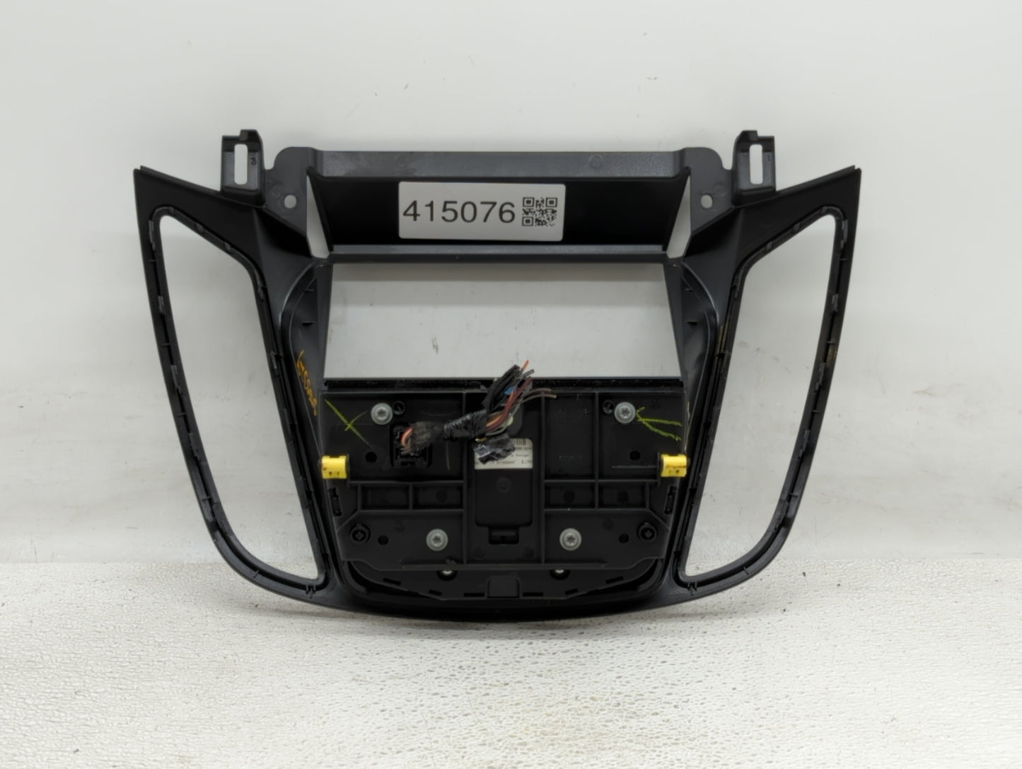 2013-2016 Ford Escape Radio Control Panel - Oemusedautoparts1.com
