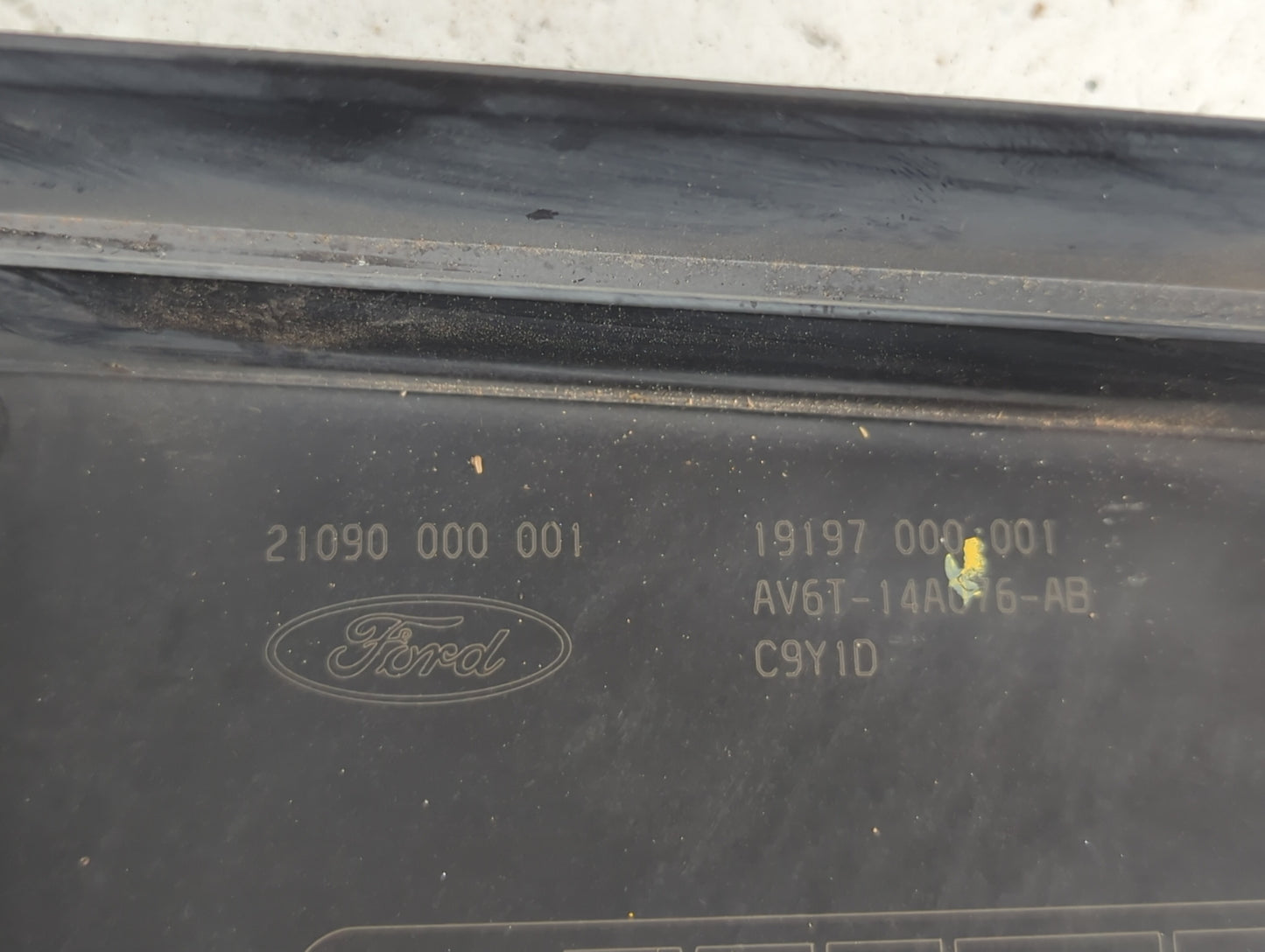 2013-2016 Ford Escape Fusebox Fuse Box Panel Relay Module P/N:AV6T-14A142-AB AV6T-14A067-AD Fits Fits 2013 2014 2015 2016 OE