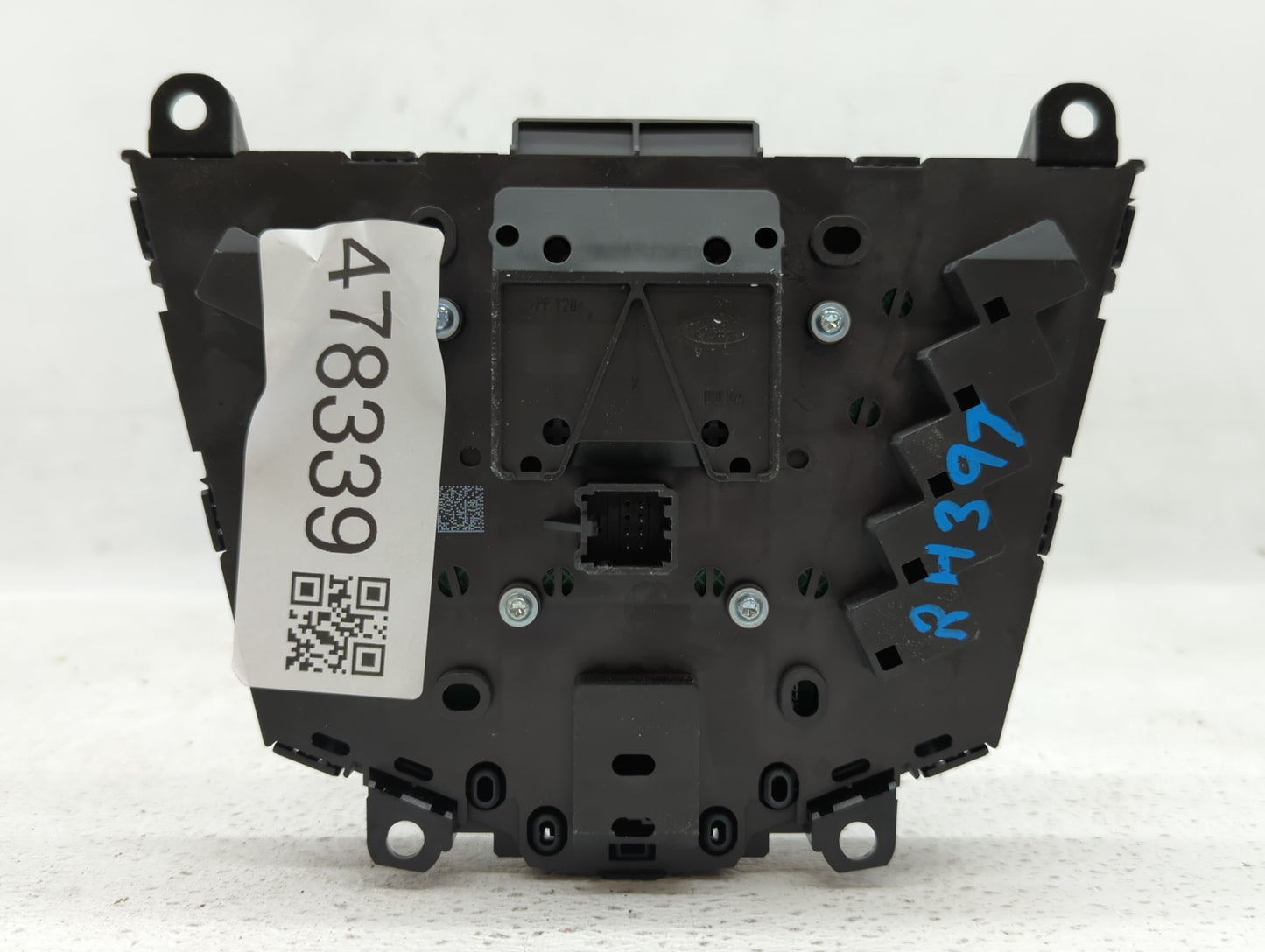 2013-2013 Ford Escape Radio Control Panel - Oemusedautoparts1.com