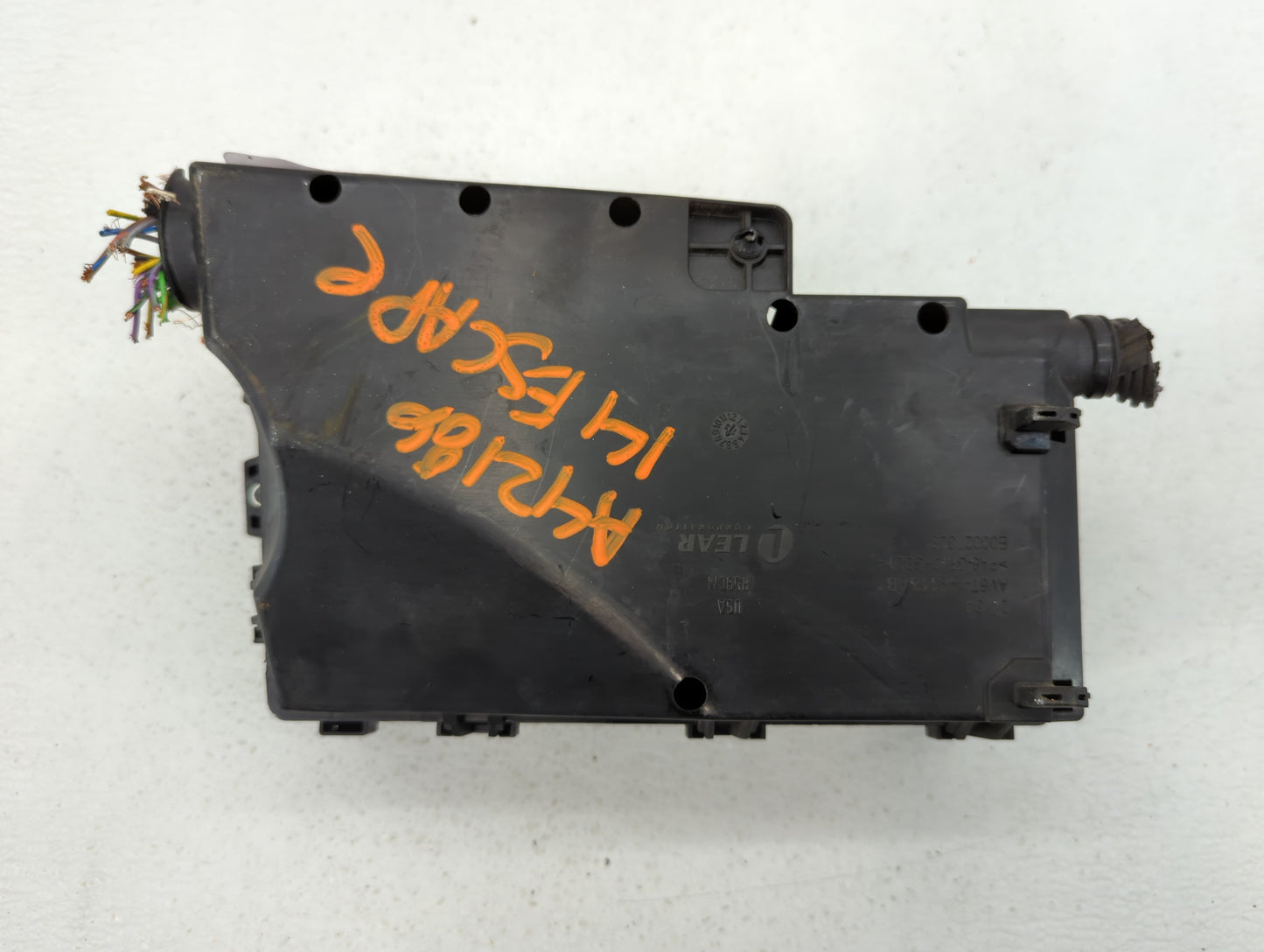 2013 Ford Escape Fusebox Fuse Box Panel Relay Module P/N:AV6T-14A067-AC Fits OEM Used Auto Parts - Oemusedautoparts1.com