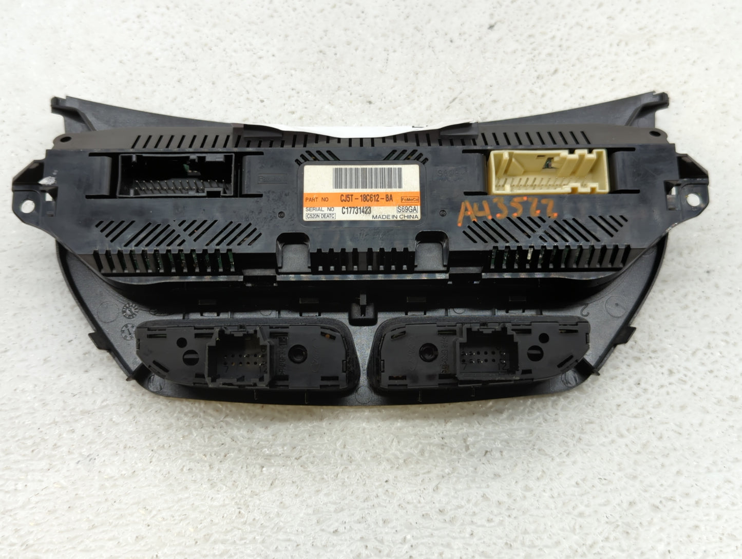 2013-2015 Ford Escape Climate Control Module Temperature AC/Heater Replacement P/N:CJ5T-18C612-BA Fits Fits 2013 2014 2015 O