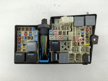 2013-2016 Ford Escape Fusebox Fuse Box Panel Relay Module P/N:AV6T-14A067-AC Fits Fits 2013 2014 2015 2016 OEM Used Auto Parts