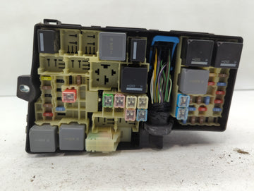 2013-2016 Ford Escape Fusebox Fuse Box Panel Relay Module P/N:AV6T-14A067-AC 5B0Q101107 Fits Fits 2013 2014 2015 2016 OEM Used Auto Parts