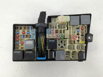 2013-2016 Ford Escape Fusebox Fuse Box Panel Relay Module P/N:AV6T-14A067-AC Fits Fits 2013 2014 2015 2016 OEM Used Auto Parts