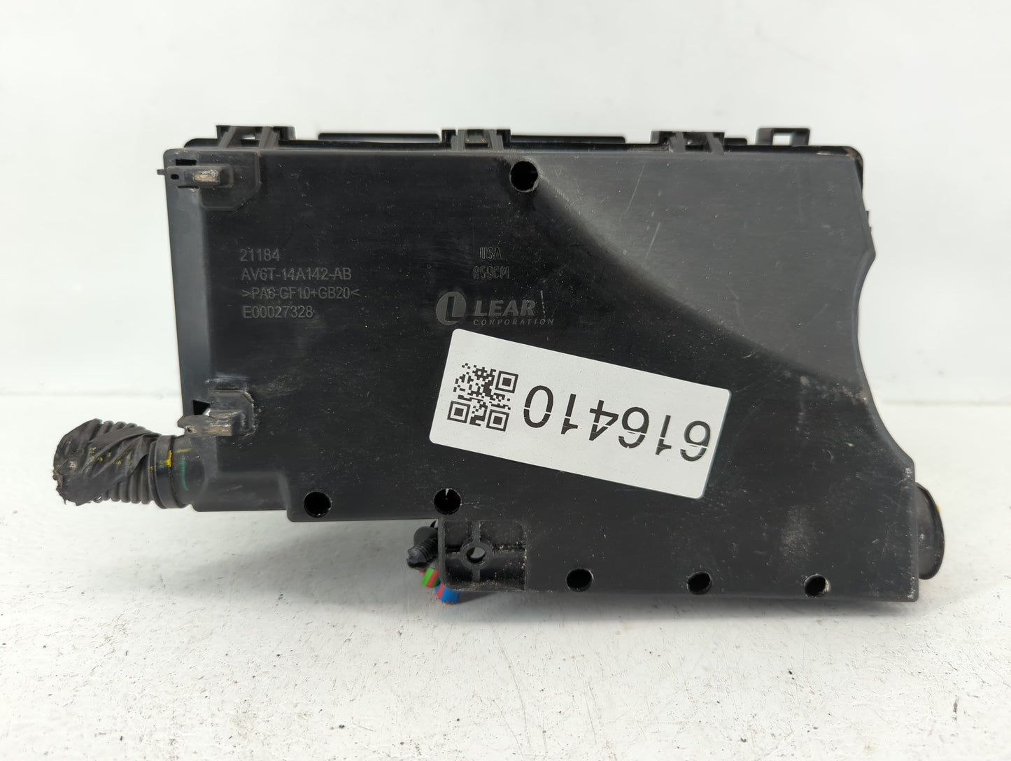 2013-2016 Ford Escape Fusebox Fuse Box Panel Relay Module P/N:AV6T-14A067-AC Fits Fits 2013 2014 2015 2016 OEM Used Auto Par