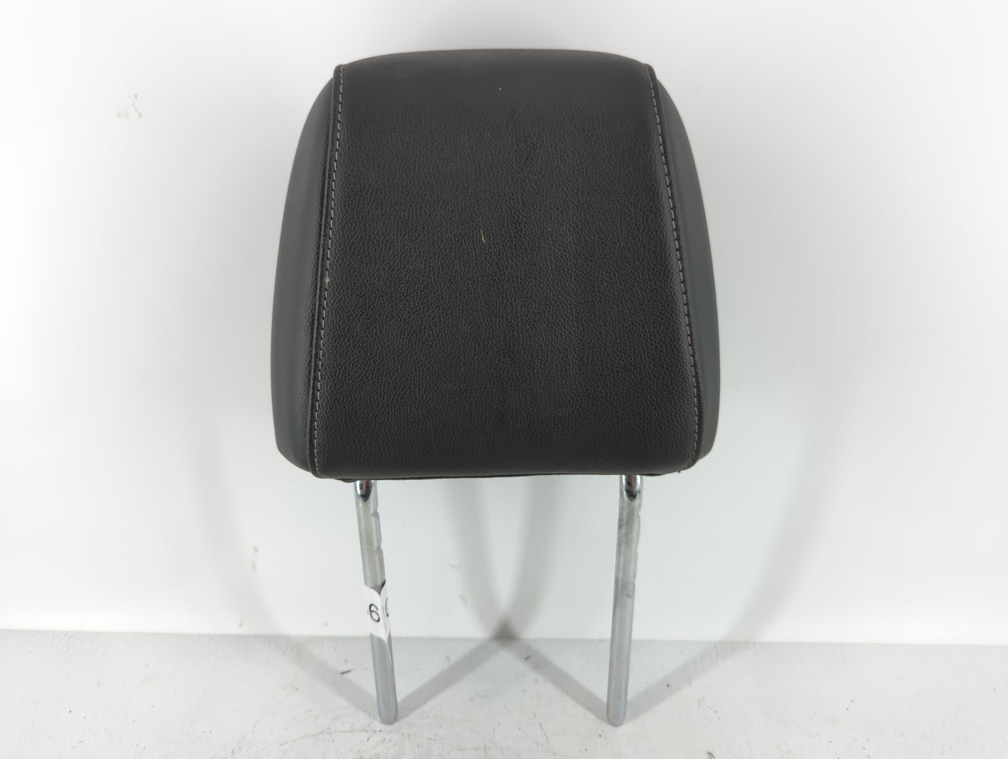 2013 Ford Escape Headrest Head Rest Front Driver Passenger Seat Black - Oemusedautoparts1.com