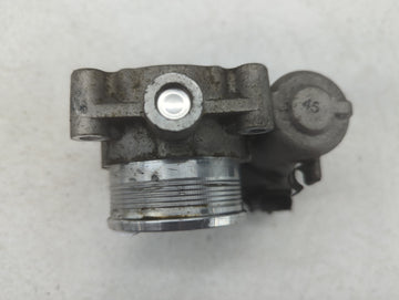 2013-2016 Ford Escape Throttle Body P/N:CM5E 9F991 AD Fits Fits 2012 2013 2014 2015 2016 2017 OEM Used Auto Parts
