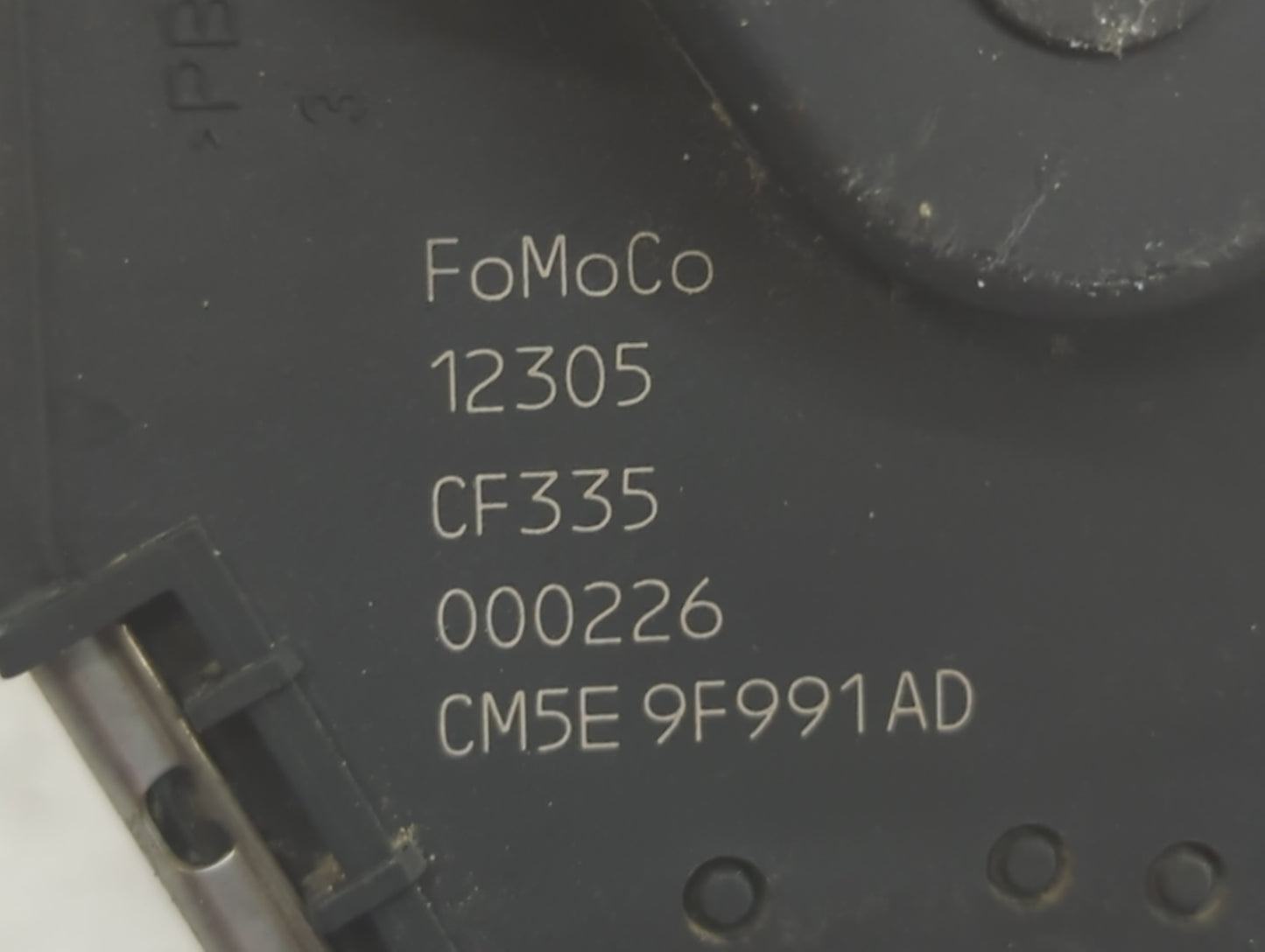 2013-2016 Ford Escape Throttle Body P/N:CM5E 9F991 AD Fits Fits 2012 2013 2014 2015 2016 2017 OEM Used Auto Parts - Oemuseda