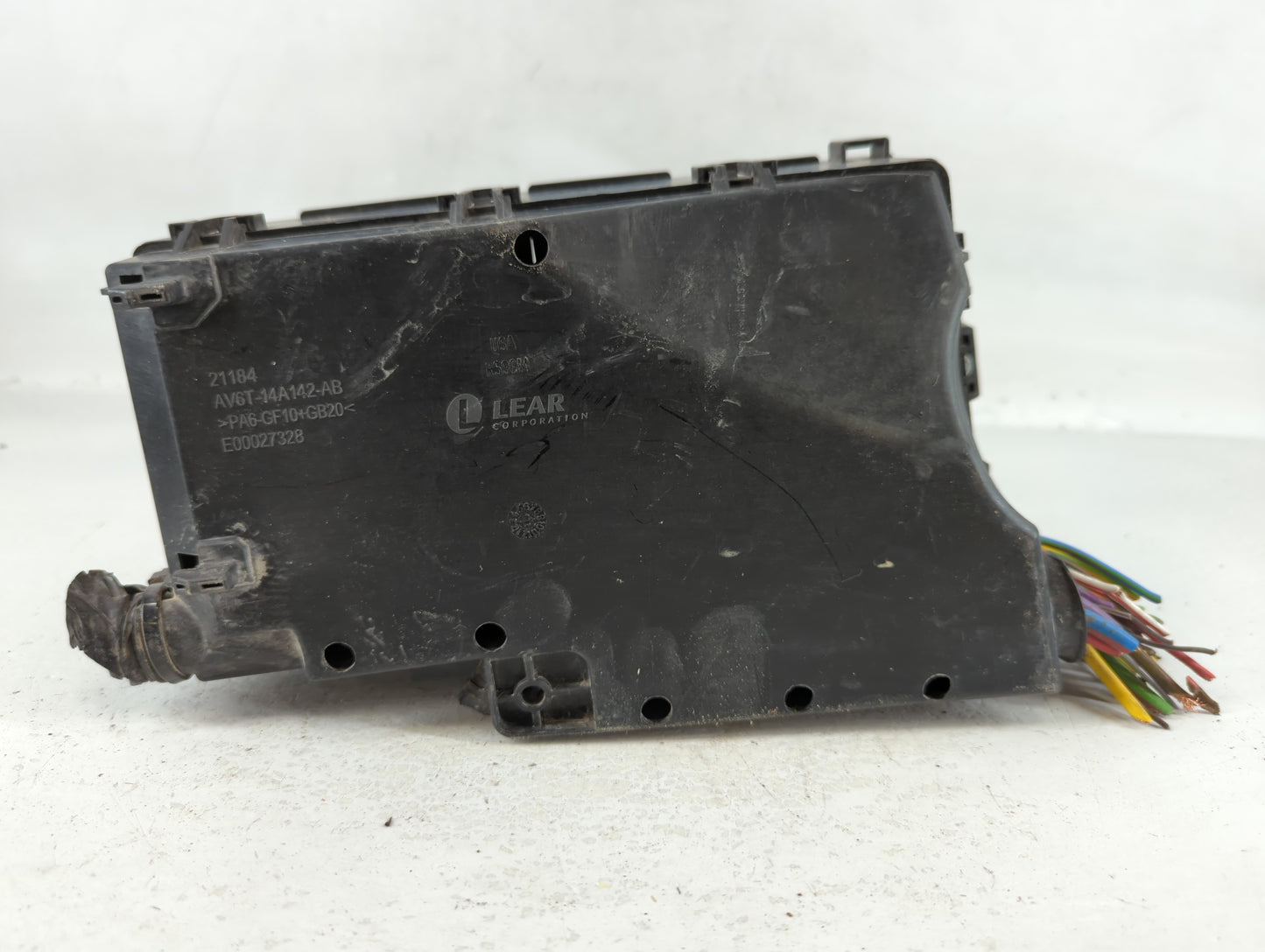 2013-2016 Ford Escape Fusebox Fuse Box Panel Relay Module P/N:AV6T-14A067-AC Fits Fits 2013 2014 2015 2016 OEM Used Auto Par