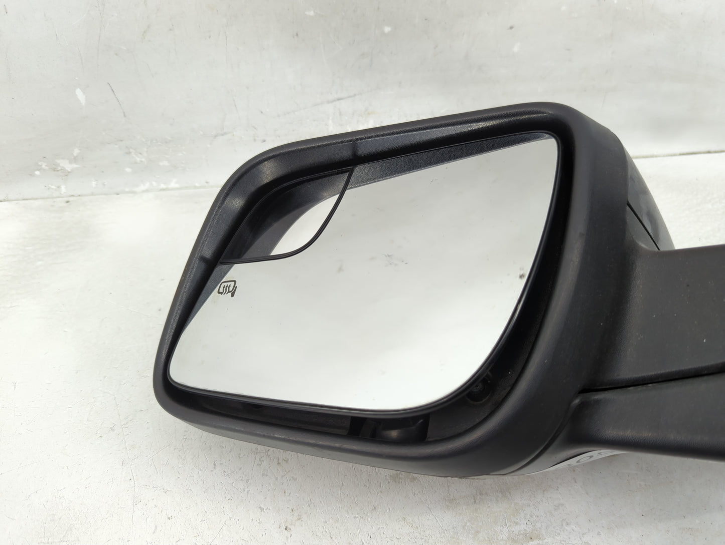 2011-2015 Ford Explorer Driver Side View Mirror - Left Door Mirror OEM Used - Oemusedautoparts1.com