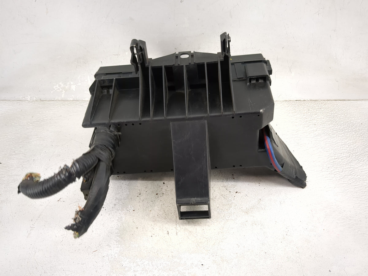 2013 Ford Explorer Fusebox Fuse Box Panel Relay Module P/N:BT4T-14A003-AA Fits OEM Used Auto Parts - Oemusedautoparts1.com