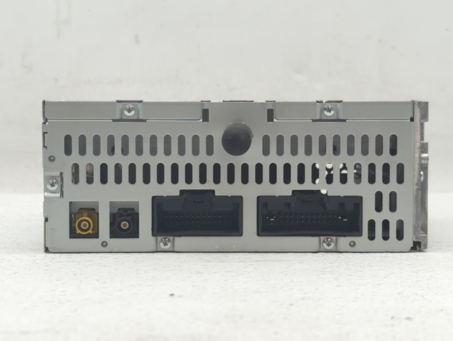 2013-2013 Ford Explorer Am Fm Cd Player Radio Receiver - Oemusedautoparts1.com