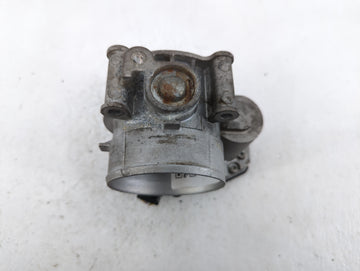 2011-2019 Ford Explorer Throttle Body P/N:AT4E-9F991-EH AT4E-9F991-EL Fits Fits 2011 2012 2013 2014 2015 2016 2017 2018 2019 OEM Used Auto Parts