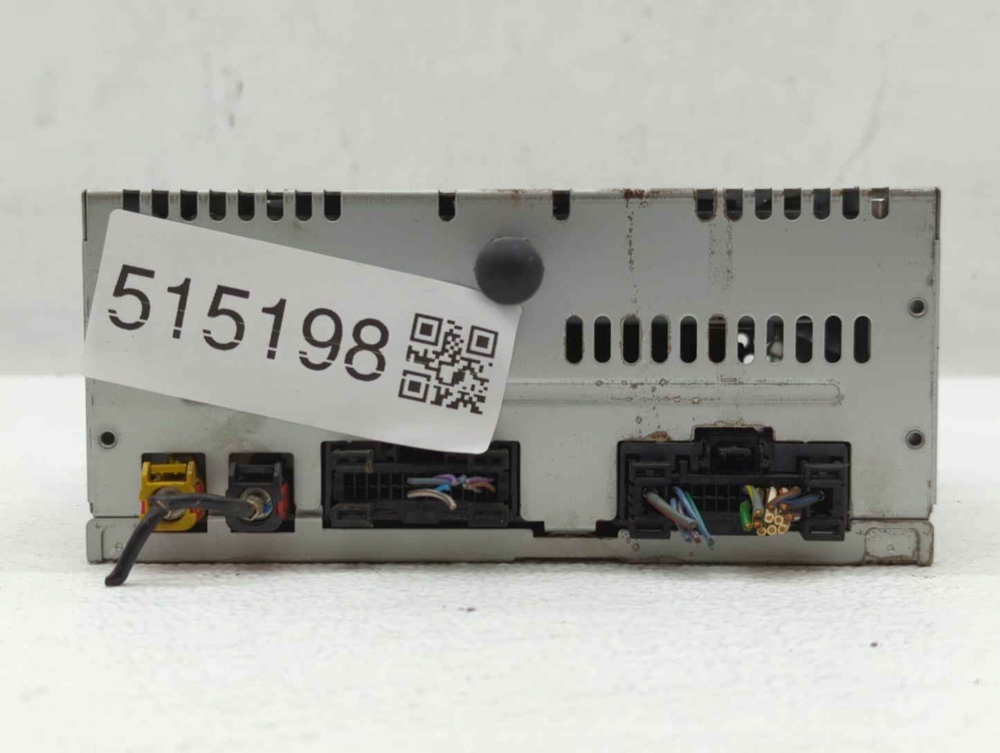2013 Ford Explorer Radio AM FM Cd Player Receiver Replacement P/N:DB5T-19C107-FC DB5T-19C107-FD Fits OEM Used Auto Parts - O