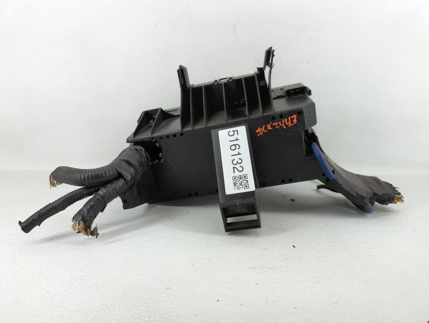 2013 Ford Explorer Fusebox Fuse Box Panel Relay Module P/N:BT4T-14A003-AA Fits OEM Used Auto Parts - Oemusedautoparts1.com