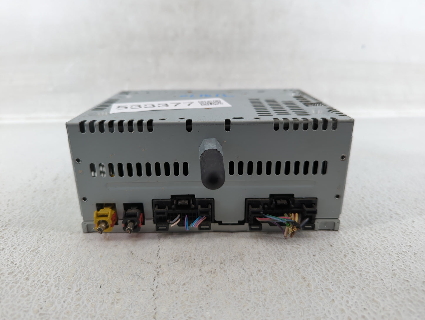 2013 Ford Explorer Radio AM FM Cd Player Receiver Replacement P/N:DB5T-19C107-FC DB5T-19C107-FD Fits OEM Used Auto Parts - O