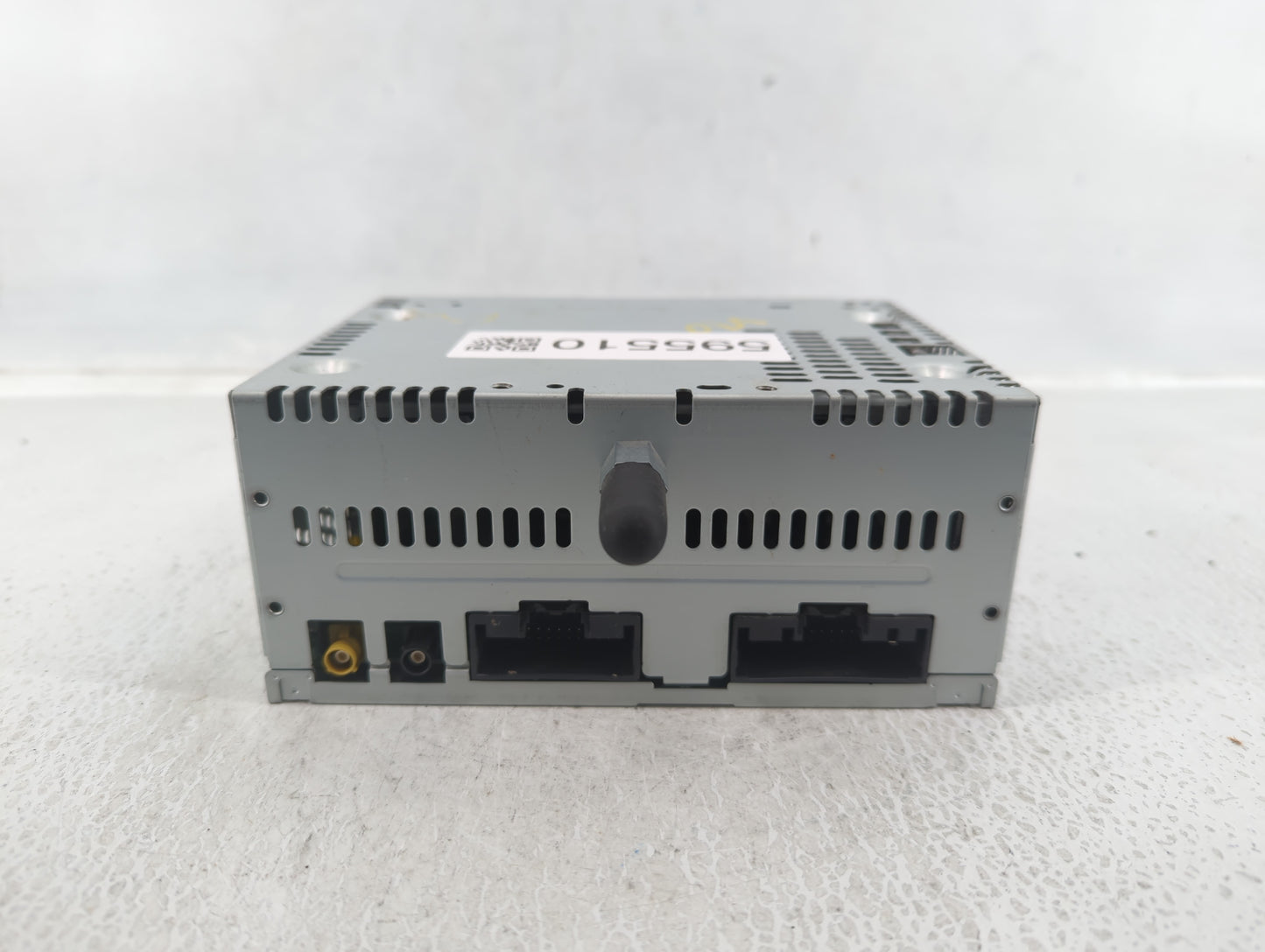 2013 Ford Explorer Radio AM FM Cd Player Receiver Replacement P/N:DB5T-19C107-GC Fits OEM Used Auto Parts - Oemusedautoparts